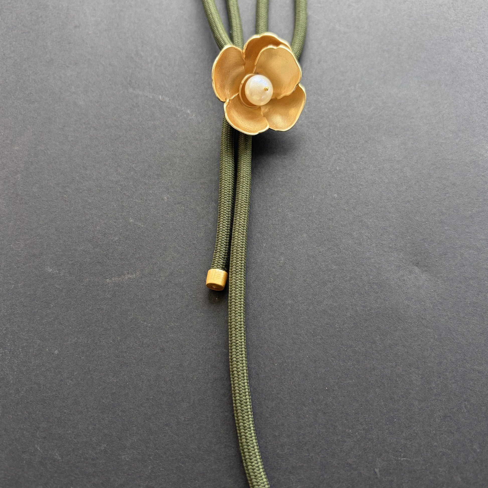 Lillium Necklace