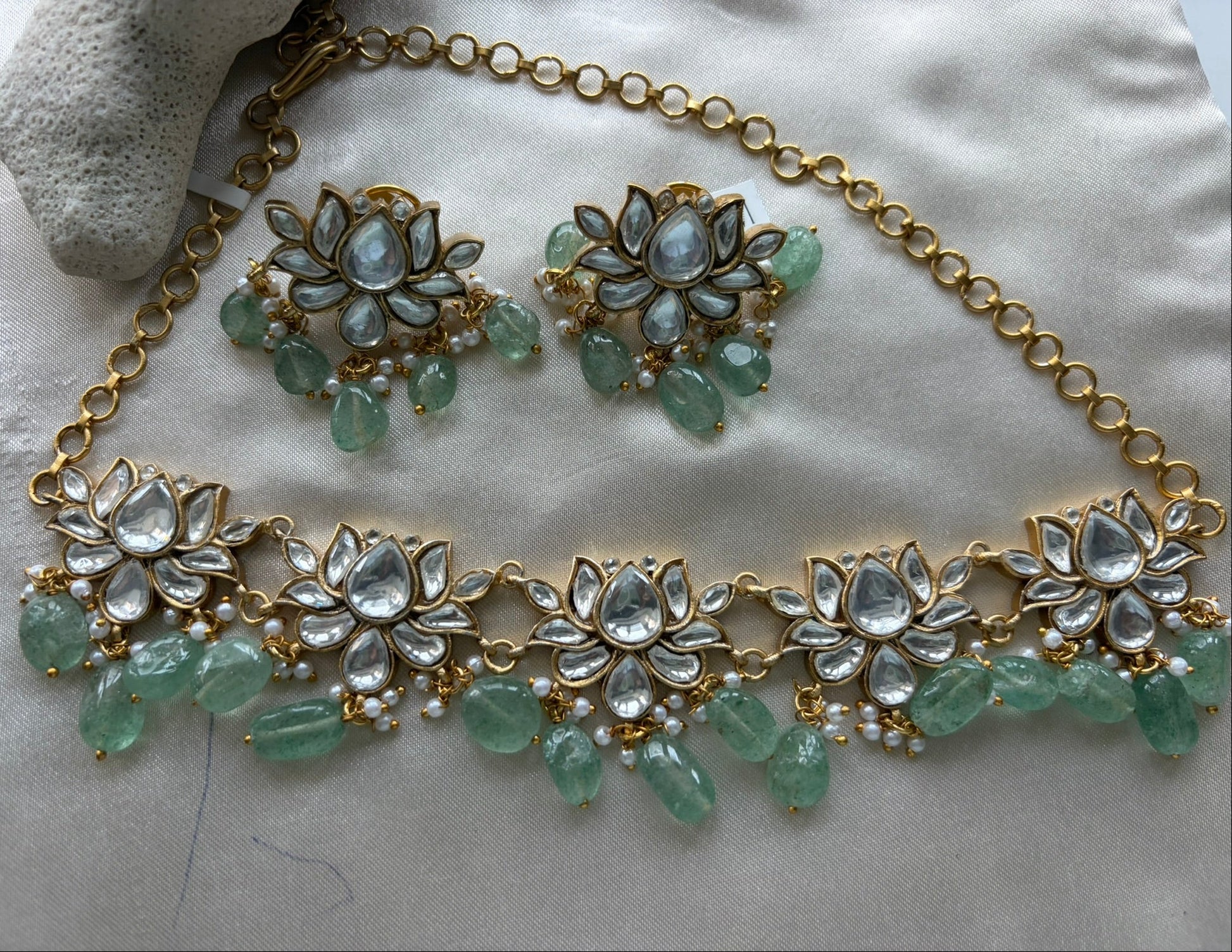 ZARIYA NECKLACE
