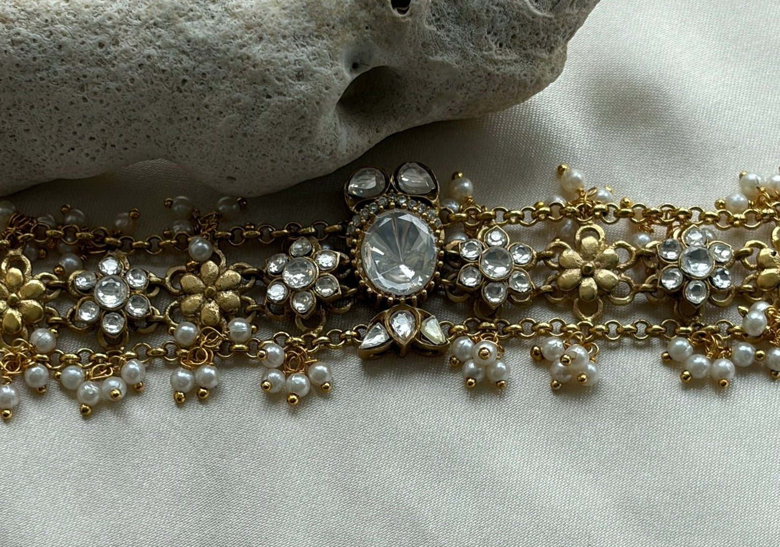 SUVARNA NECKLACE