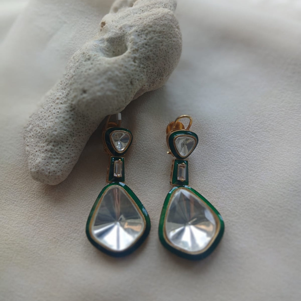 Ri Earring