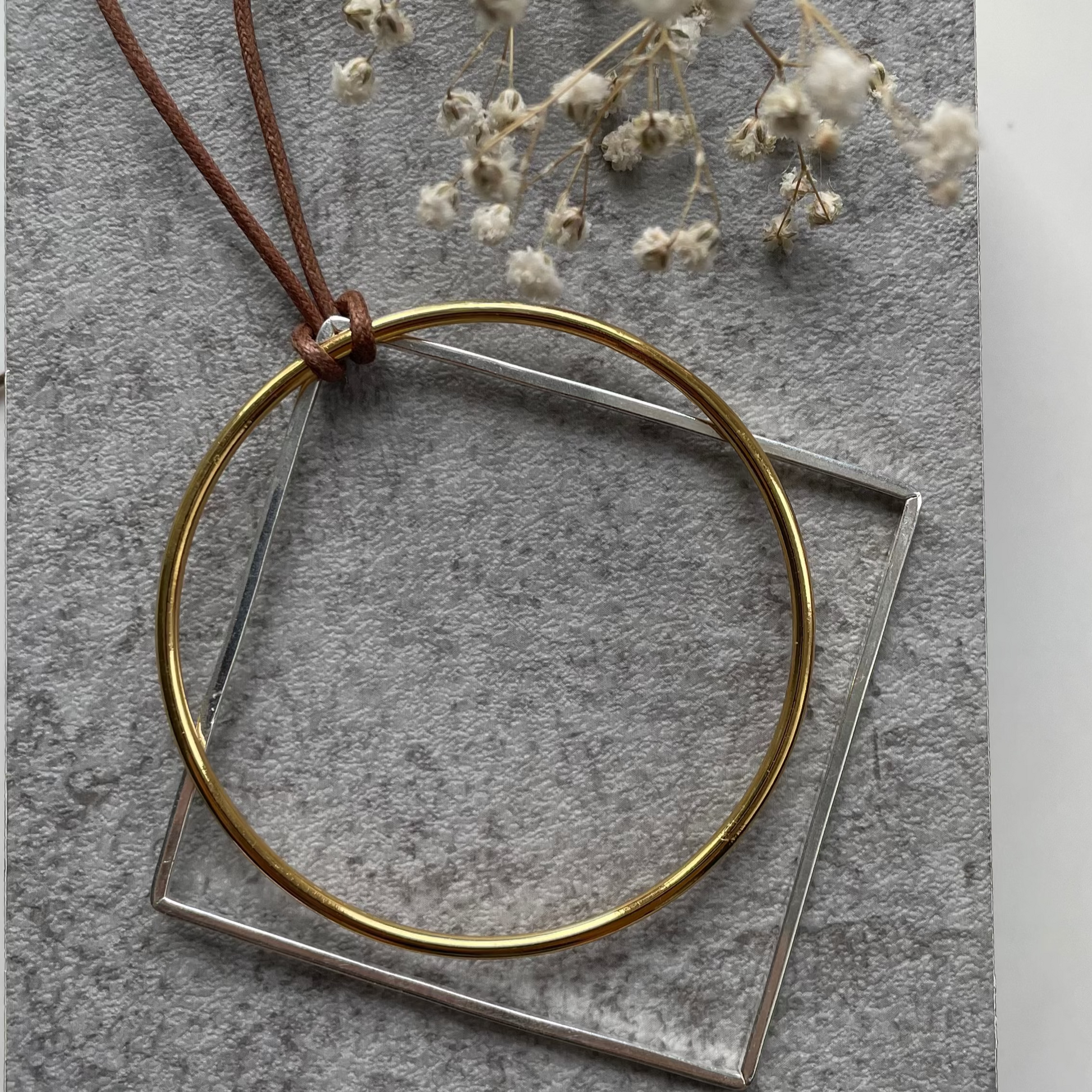 Discover the Versatile Square and Circle Set from Merald Curio - Bangles and Thread Necklace in One - SQUIRCLE - Merald Curio
