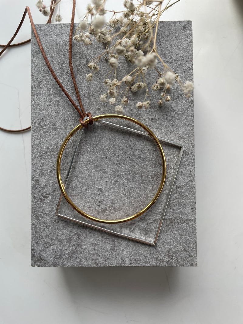 Discover the Versatile Square and Circle Set from Merald Curio - Bangles and Thread Necklace in One - SQUIRCLE - Merald Curio