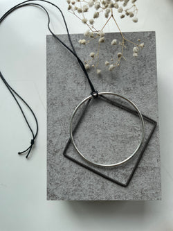 Discover the Versatile Square and Circle Set from Merald Curio - Bangles and Thread Necklace in One - SQUIRCLE - Merald Curio