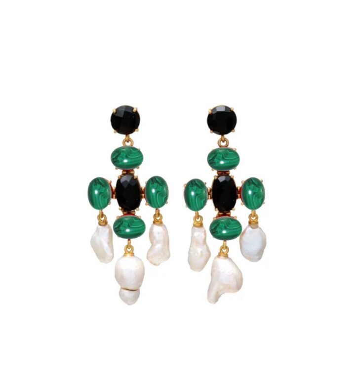 RUNWAY EARRING