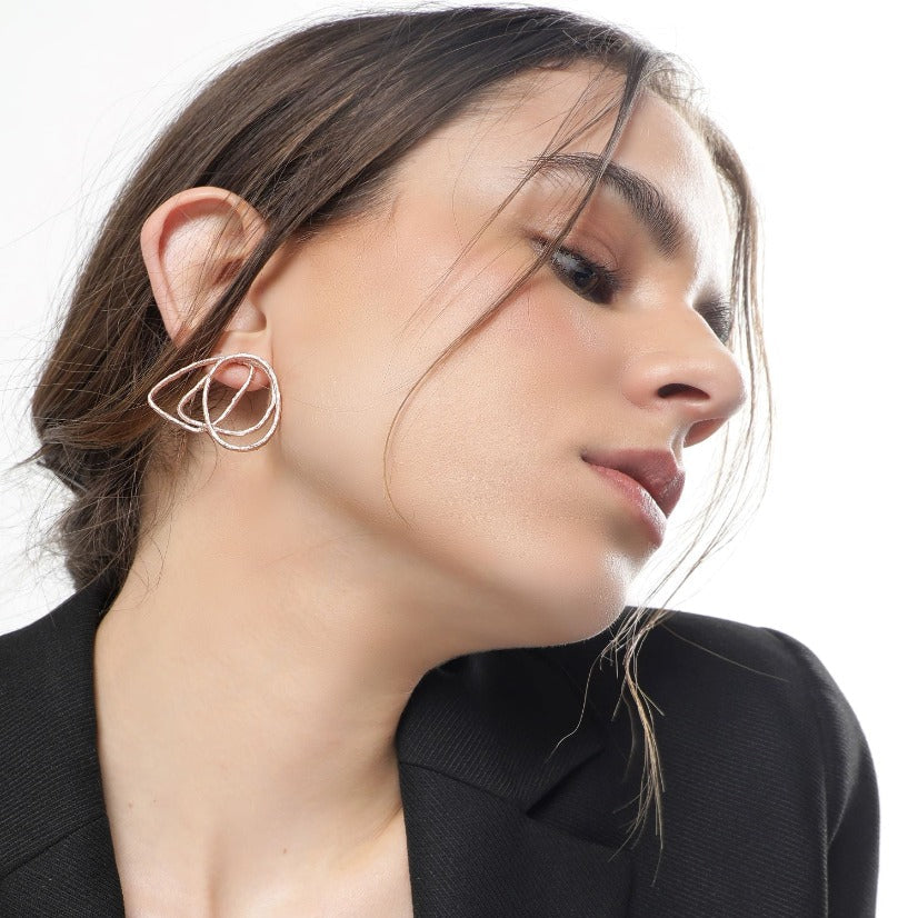 Discover Everyday Elegance with Merald Curio's Simple and Attractive Earring - TWIG - Merald Curio